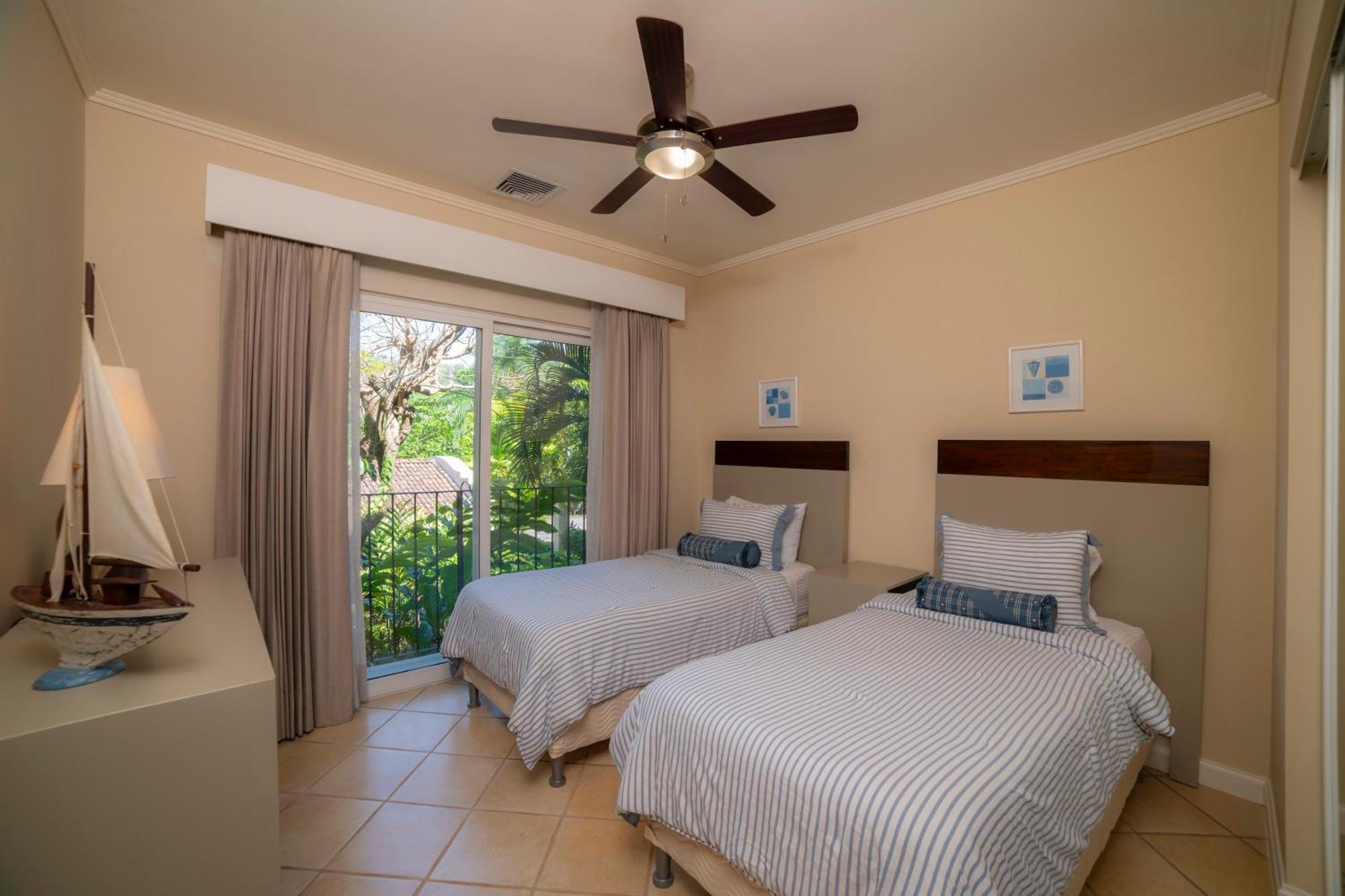 Apartment Suenos Del Mar 2j By In Cr Playa Herradura (Puntarenas)